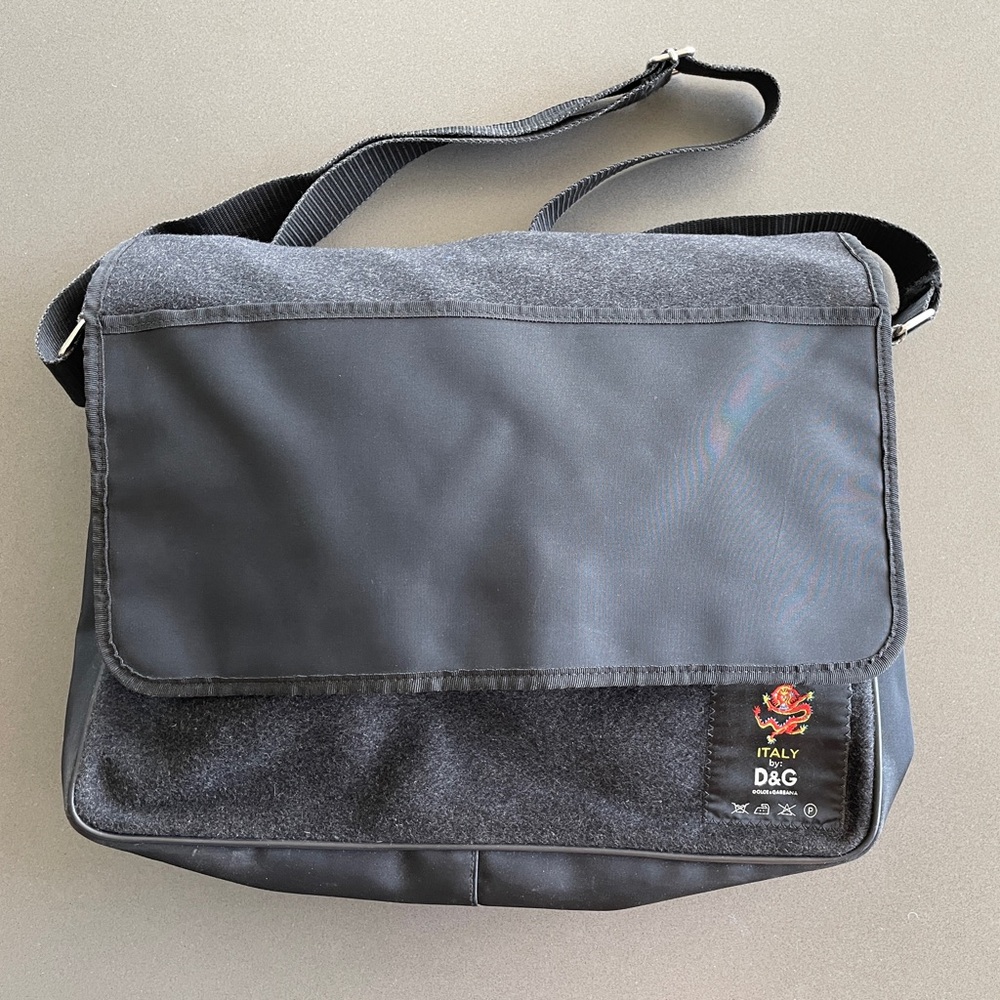 D&G wool messenger bag